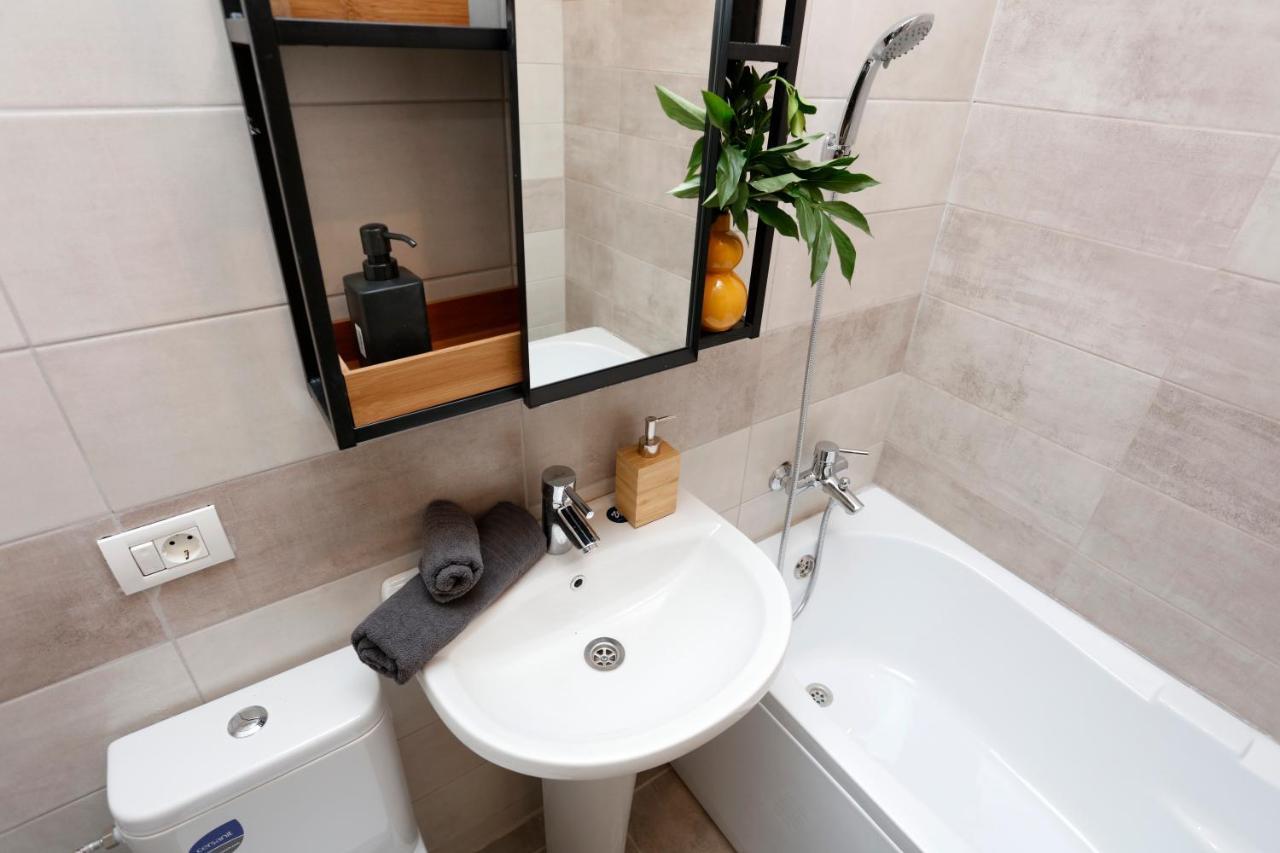 New & Cozy In Ghencea + Netflix Apartament *