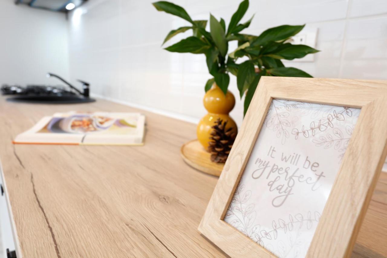 New & Cozy In Ghencea + Netflix * Bucureşti